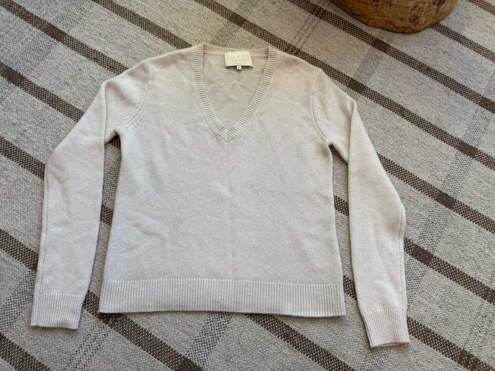 Naked Cashmere V Neck Sweater Alabaster Cream Women’s Medium Knit Minimal